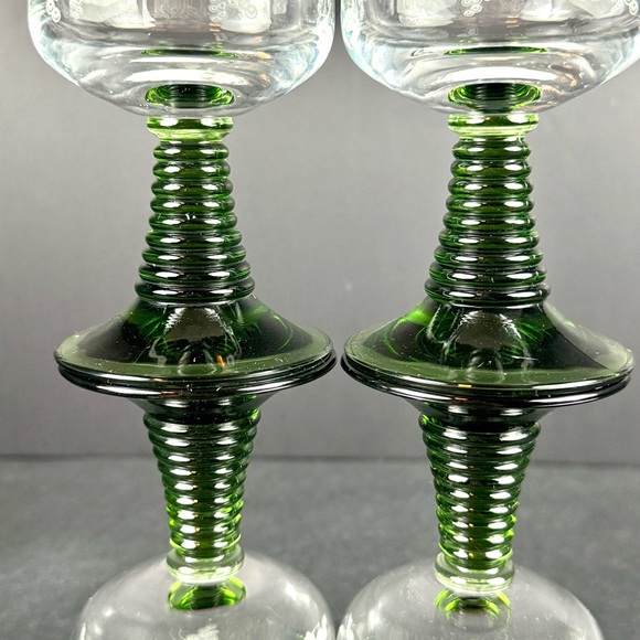 Vintage Green Beehive Stemmed Roemer Etched Grape Cordial 4 Oz Glasses. Set Of 4 - Picture 9 of 13